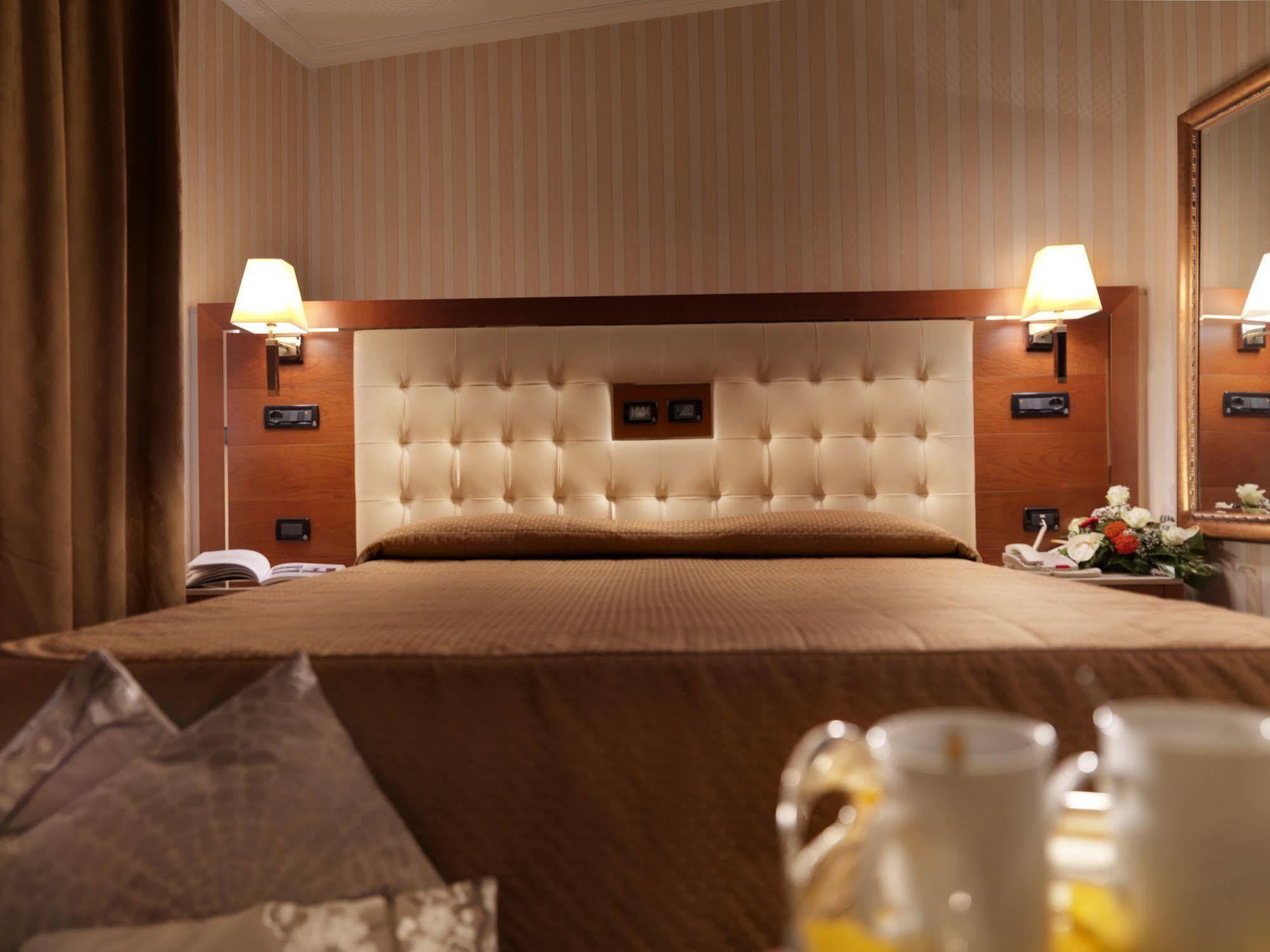 Hotel Ariston Камподарсего Экстерьер фото